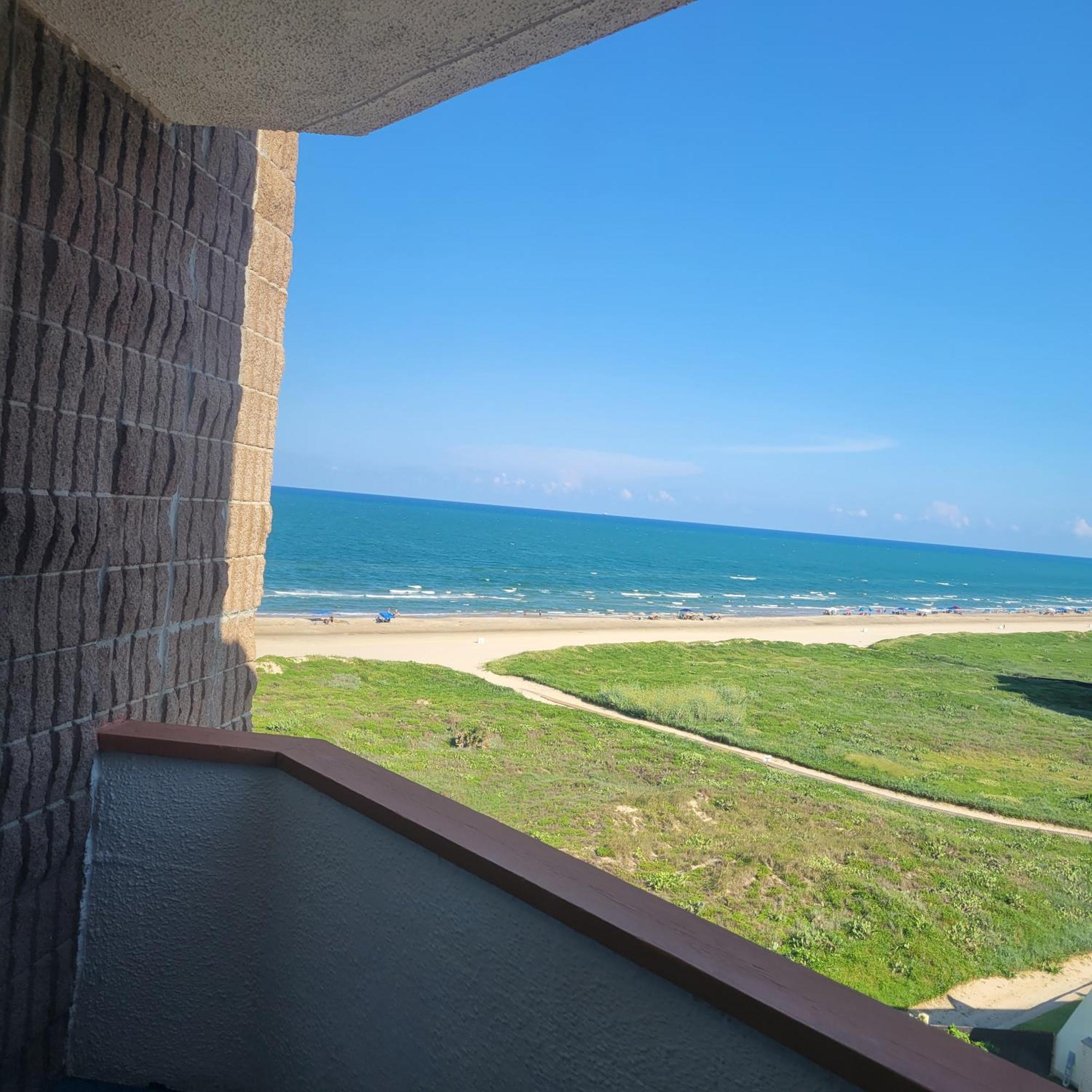 Padre South Hotel On The Beach เซาท์ปาเดรไอส์แลนด์ ภายนอก รูปภาพ