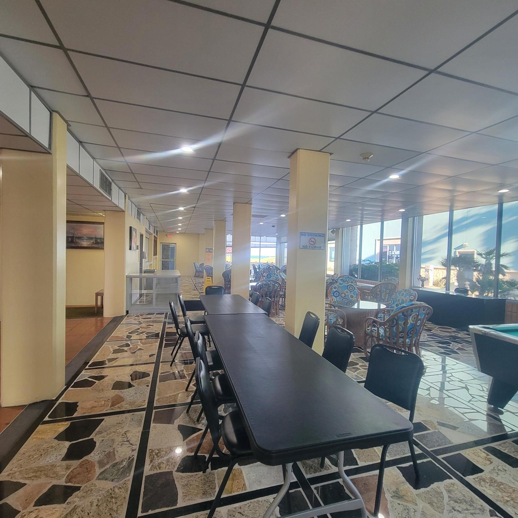 Padre South Hotel On The Beach เซาท์ปาเดรไอส์แลนด์ ภายนอก รูปภาพ